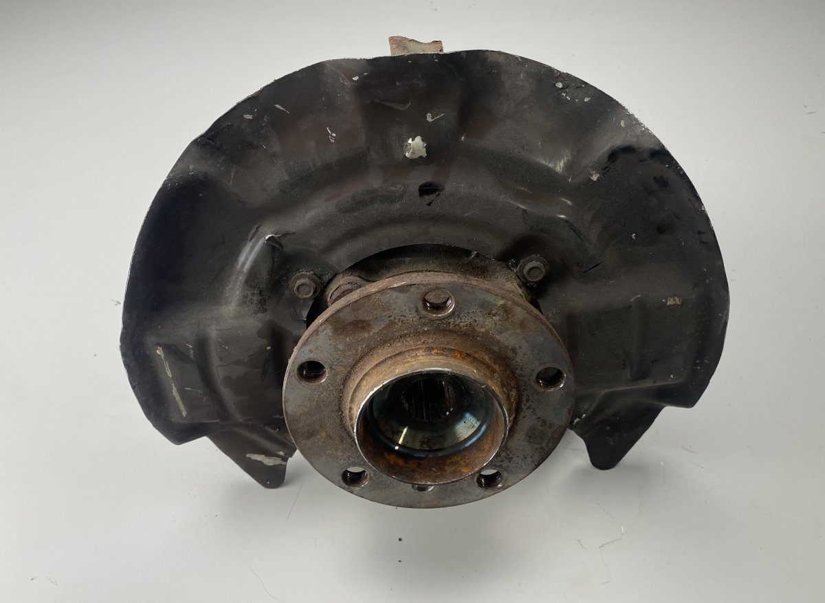 Mini Countryman, Paceman (R60 / R61) Wheel bearing housing front right 9805959 16982610DE Wheel bearing housing front ...
