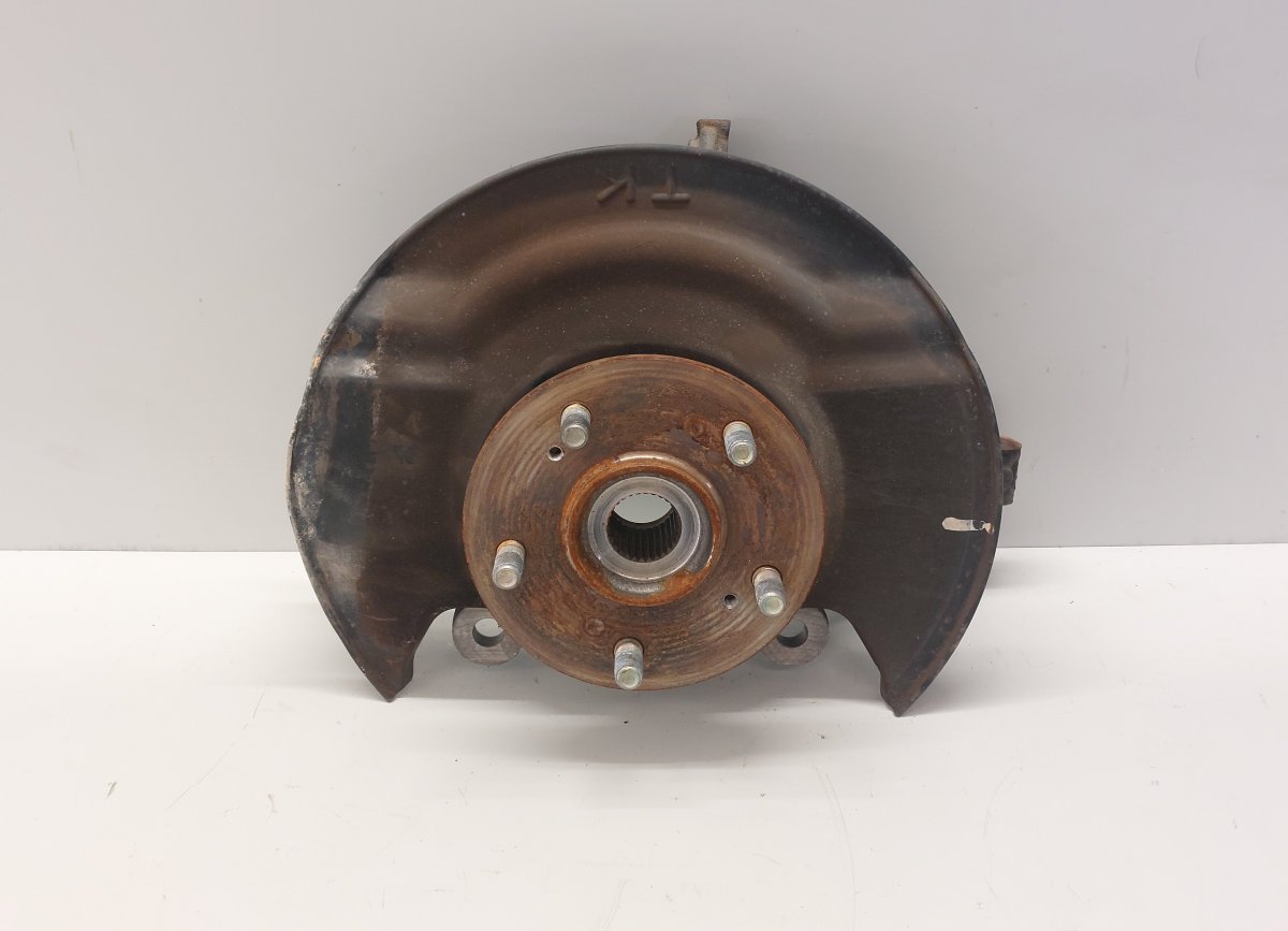 Honda CR-V Wheel bearing housing front right 51211SWAA00 Wheel bearing housing front right H...
