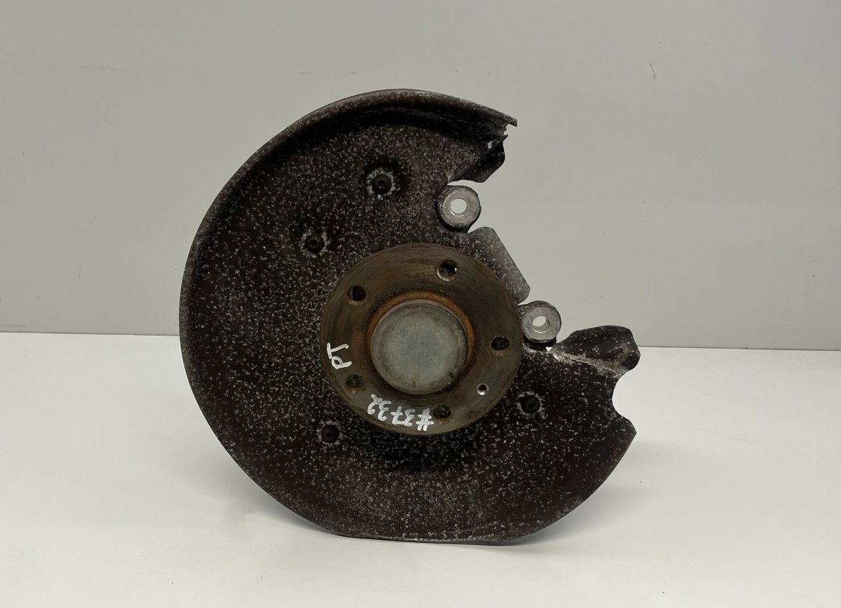 Audi A6 (C7) Wheel bearing housing rear right 8K0505432AQ Wheel bearing housing rear right AU...