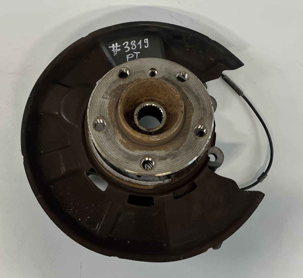 BMW 1 (E81 / E82 / E87 / E88) Wheel bearing housing rear right 33326792516 6792516 Wheel bearing housing rear ...