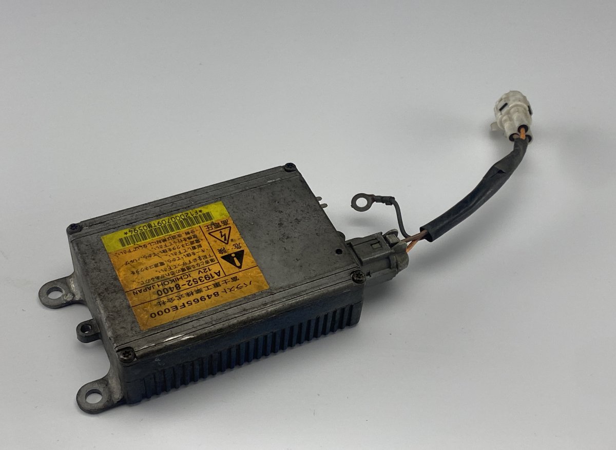 Subaru Impreza Xenon control unit right A193528400 84965FE010 Xenon control unit right ...