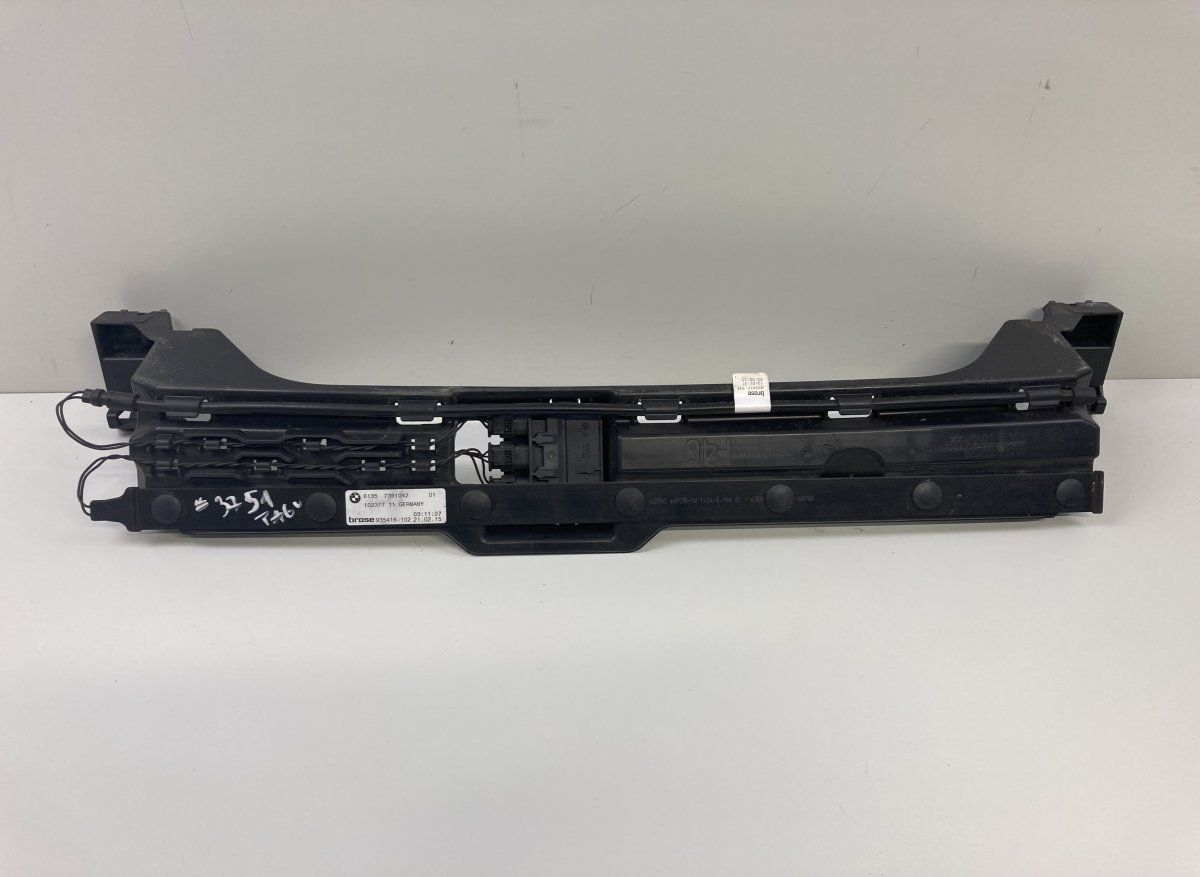 61357391041 7391042 10237711 935416102 935417 935417-104 51127372629 7372629 Rear bumper bracket, central BMW 2 Active Tourer (F45, F46) (2013-2021)