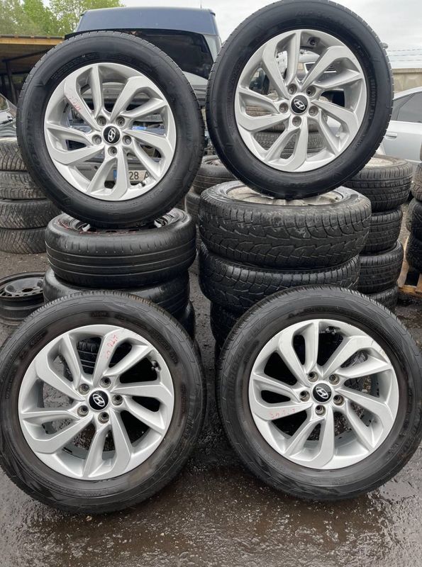 7JX17 ET51 67.1 5X114.3 Fälgset Med Däck 4 st HYUNDAI TUCSON III (TL) (2015-2021)