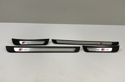8T8853373A 8T8853375A 8T8853374A 8T8853376A Накладка на порог передняя правая AUDI A5 (B8) (2007-2016)