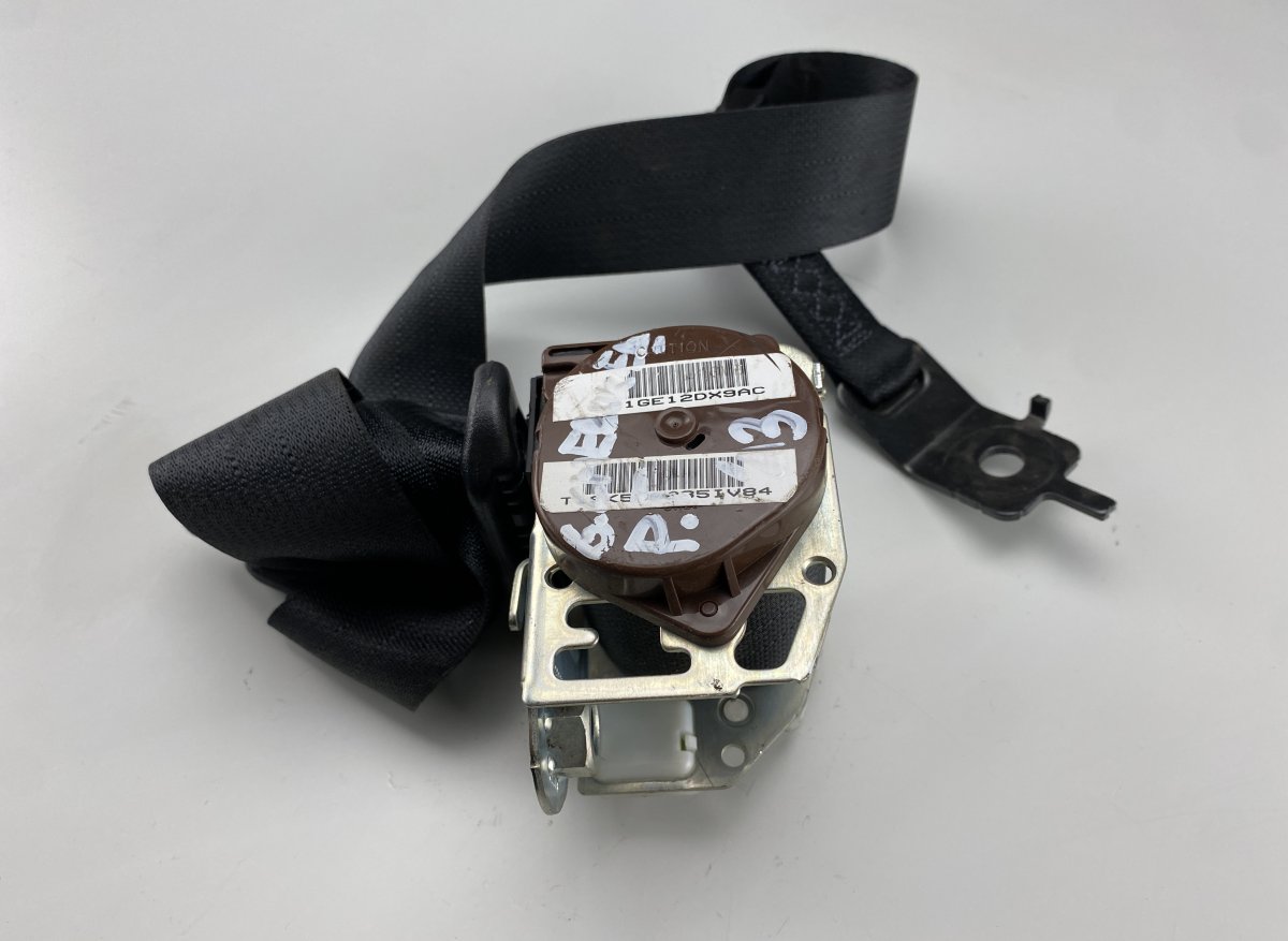 Jeep Grand Cherokee (WK) Seat Belt Rear Right 1GE12DX9AC 3008099036A 1GE12DX9AC Seat Belt Rea...