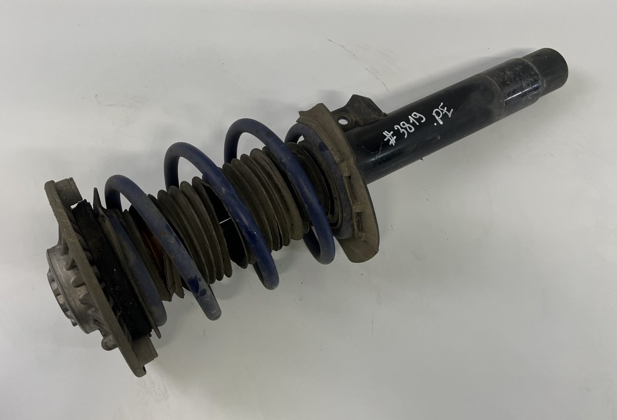 BMW 1 (E81 / E82 / E87 / E88) Shock Absorber Front Right 3131679157503 68540701 Shock Absorber Front Rig...