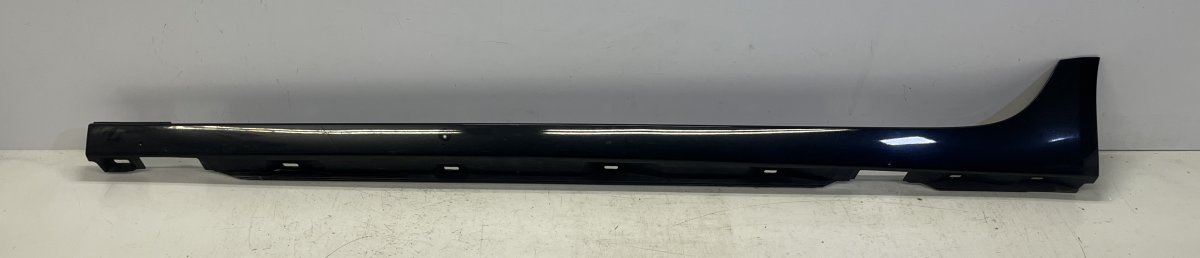 Audi A6 (C7) vasen sivuhelma 4G0853855G Side Skirt Left AUDI A6 / A6 ALLROAD...