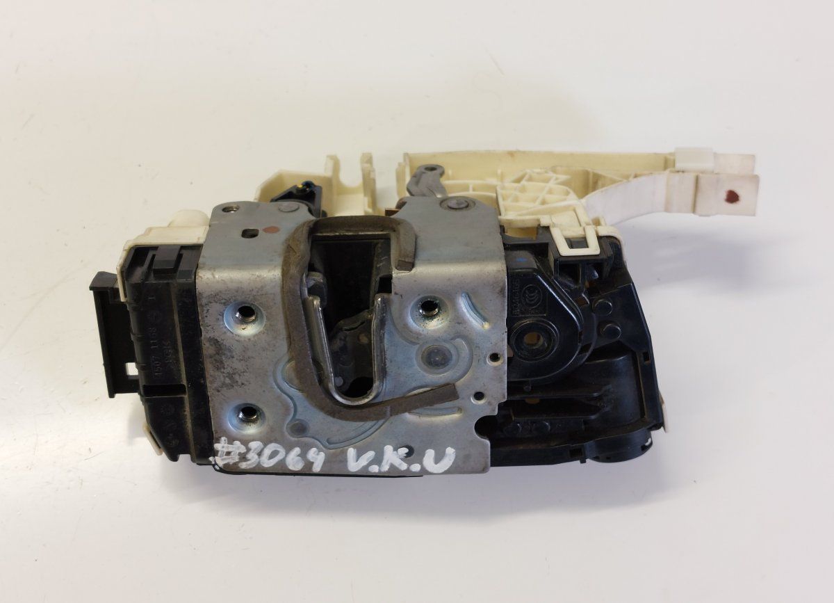 A4477303900 Sliding door lock left MERCEDES-BENZ VITO / V-CLASS (W447) (2014-)