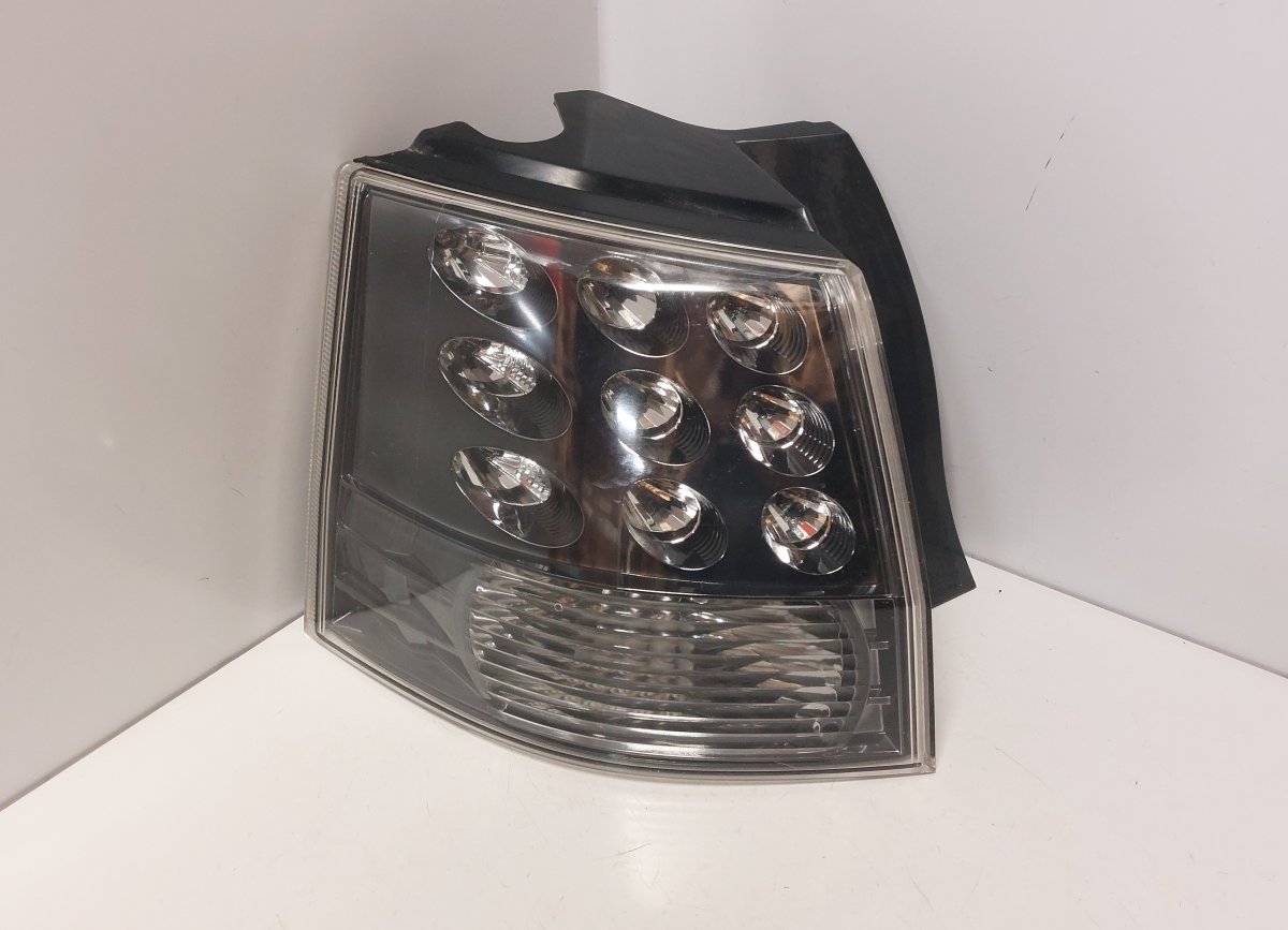 Mitsubishi Outlander takavalo (vasen) 220-87813 22087813 Tail light left MITSUBISHI O...
