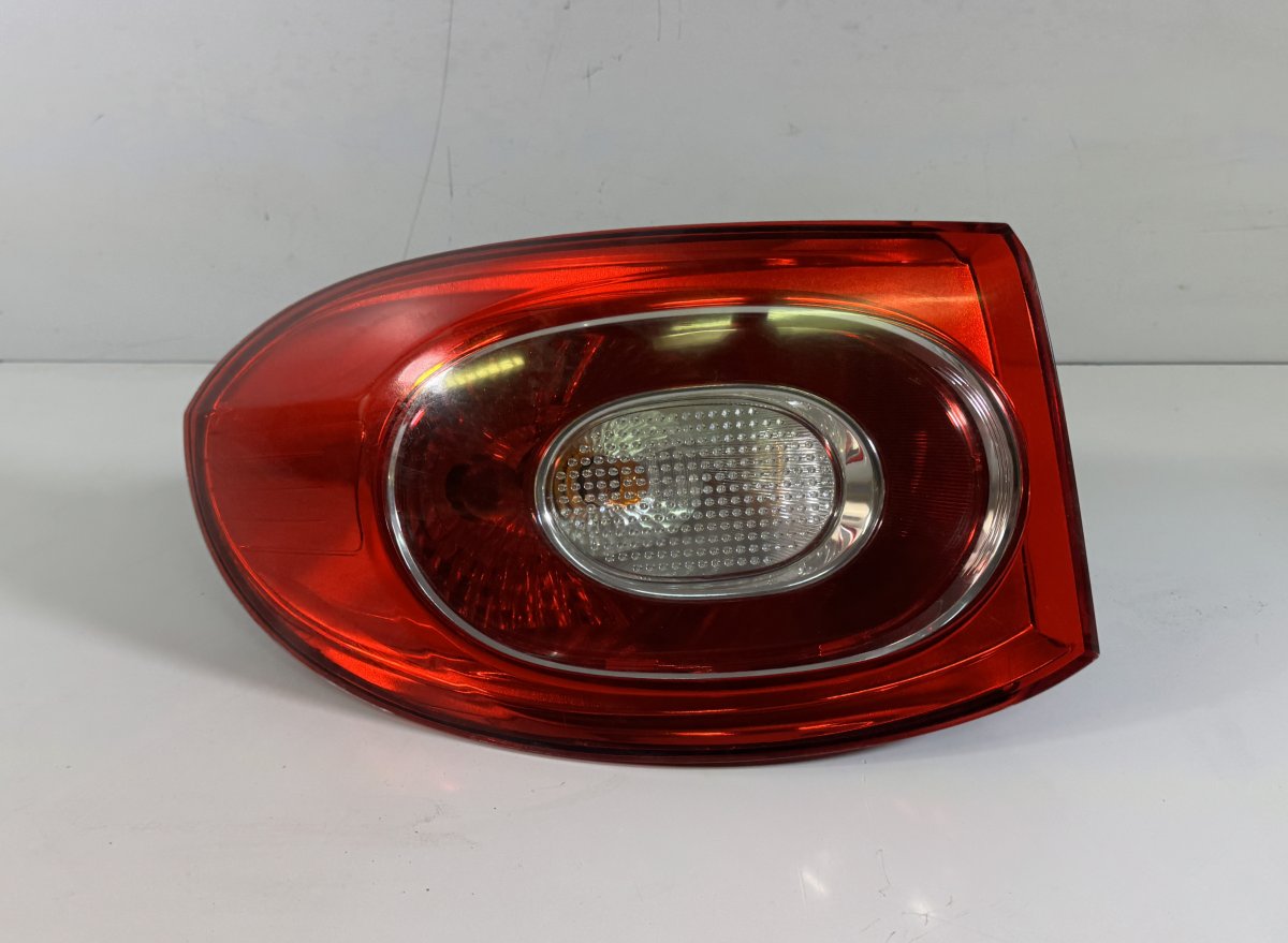 Volkswagen Tiguan задняя фара (левая) 5N0945095H Tail light left VW TIGUAN I (5N) (20...