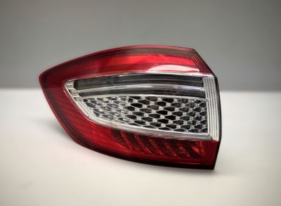 BS7113405B Tail light left FORD MONDEO Mk IV (BA7) (2007-2014)