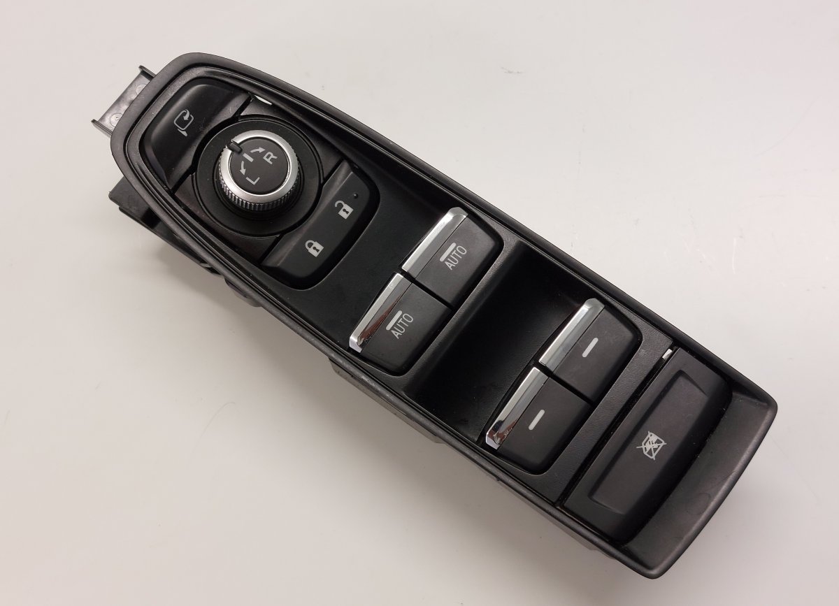 Subaru Forester Main windows switch