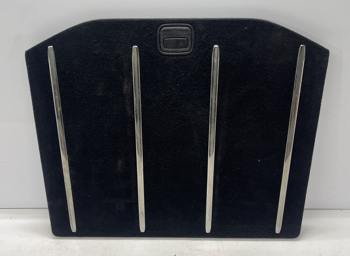 Jeep Grand Cherokee (WK) Luggage Compartment Floor Cover 1PC17DX9AB Luggage Compartment Floor Cover JEEP...