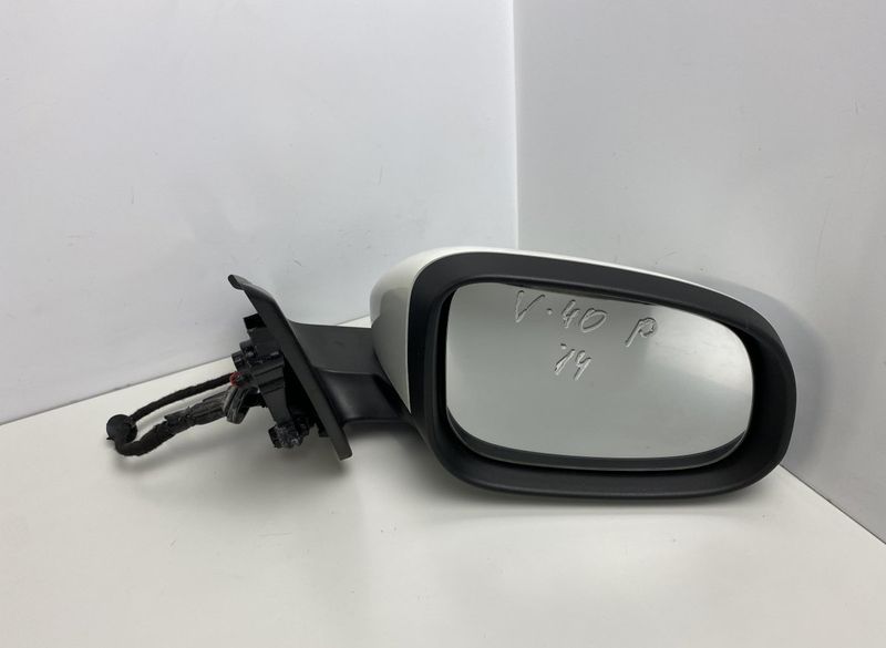 140214 S33440 4309878 3304994 Mirror right VOLVO V40 (2012-2019)