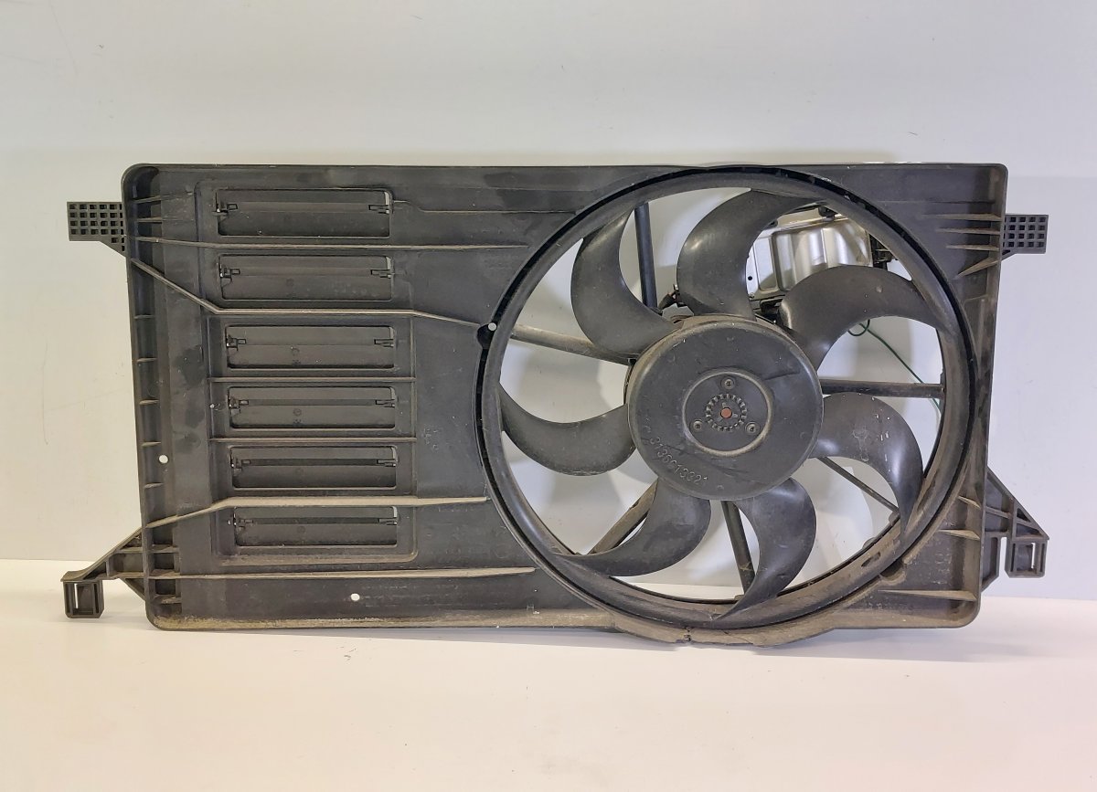 Mazda 3 (BL) Radiator Fan Electric 8V61-8C607-BE LF8B-15-025-C PA66-GF15-M10 01303...