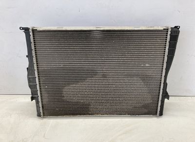 758166006 Kylare BMW 3 (E90, E91, E92, E93) (2005-2011)