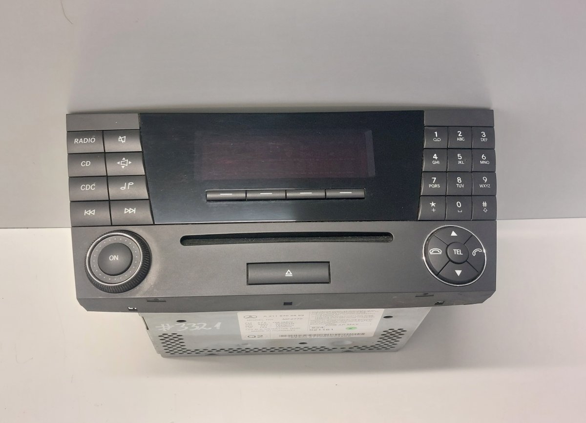 Mercedes-Benz CLS (C219) Radio A2118702889 Radio MERCEDES-BENZ CLS (C219) (200...