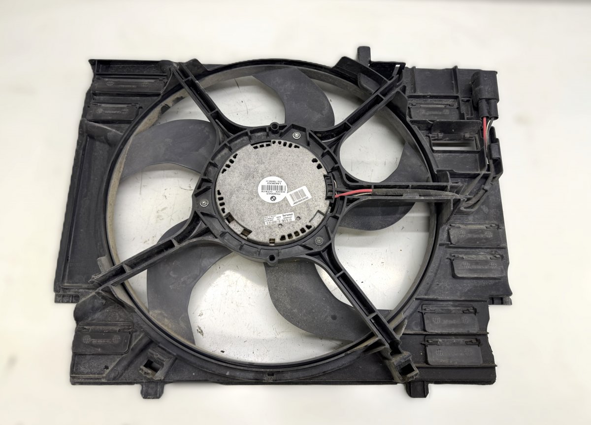 BMW 5 (E60 / E61) Radiator Fan Electric 17427796832 7726010421 Radiator Fan Electric BM...