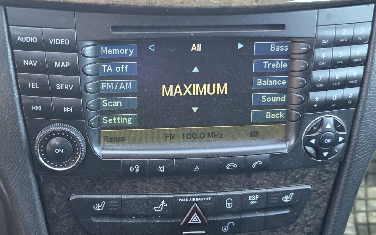 74226076303 BE7036 Radio MERCEDES-BENZ E-CLASS (W211) (2002-2009)