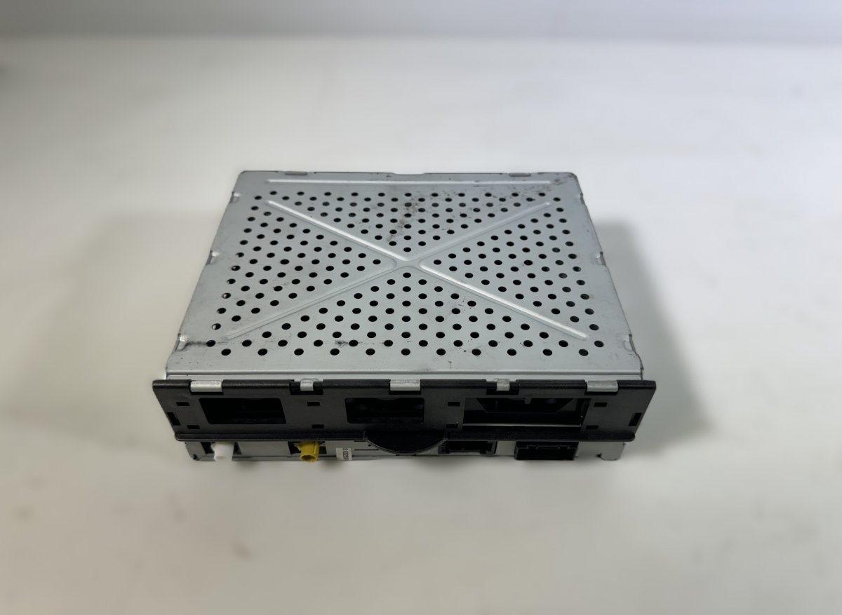 Audi A8 (D3) Radio tuner 4E0035541N 4E0910541G Radio tuner AUDI A8 (4E) ...