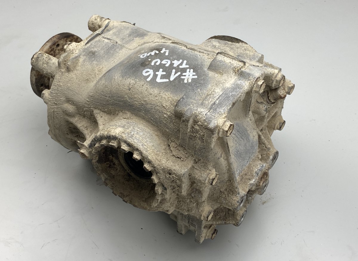 Suzuki Liana Rear axle differential 2745165G00 Rear axle differential SUZUKI LIANA ...