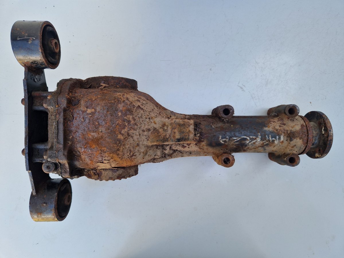 Subaru Impreza Rear axle differential VA1RBEXE 330960 Rear axle differential SUBARU I...