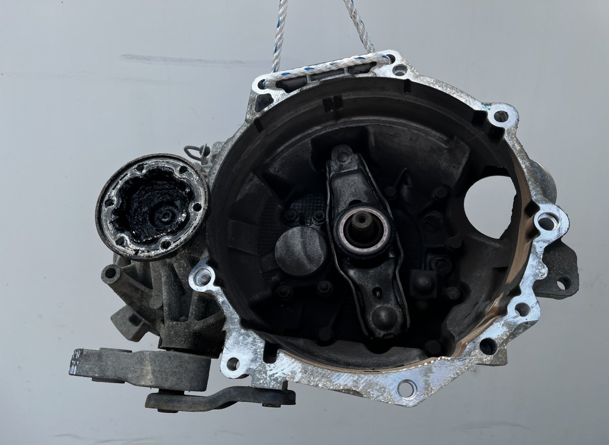 Volkswagen Passat (B7) Gearbox MDM Gearbox VW PASSAT B6 (3C) (2005-2010)

Part...