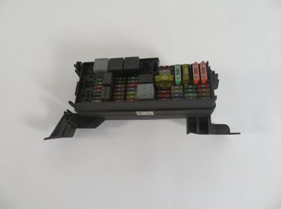 A1645400272 A1645400272 A1645403072 Блок предохранителей MERCEDES-BENZ ML-CLASS (W164) (2005-2011)