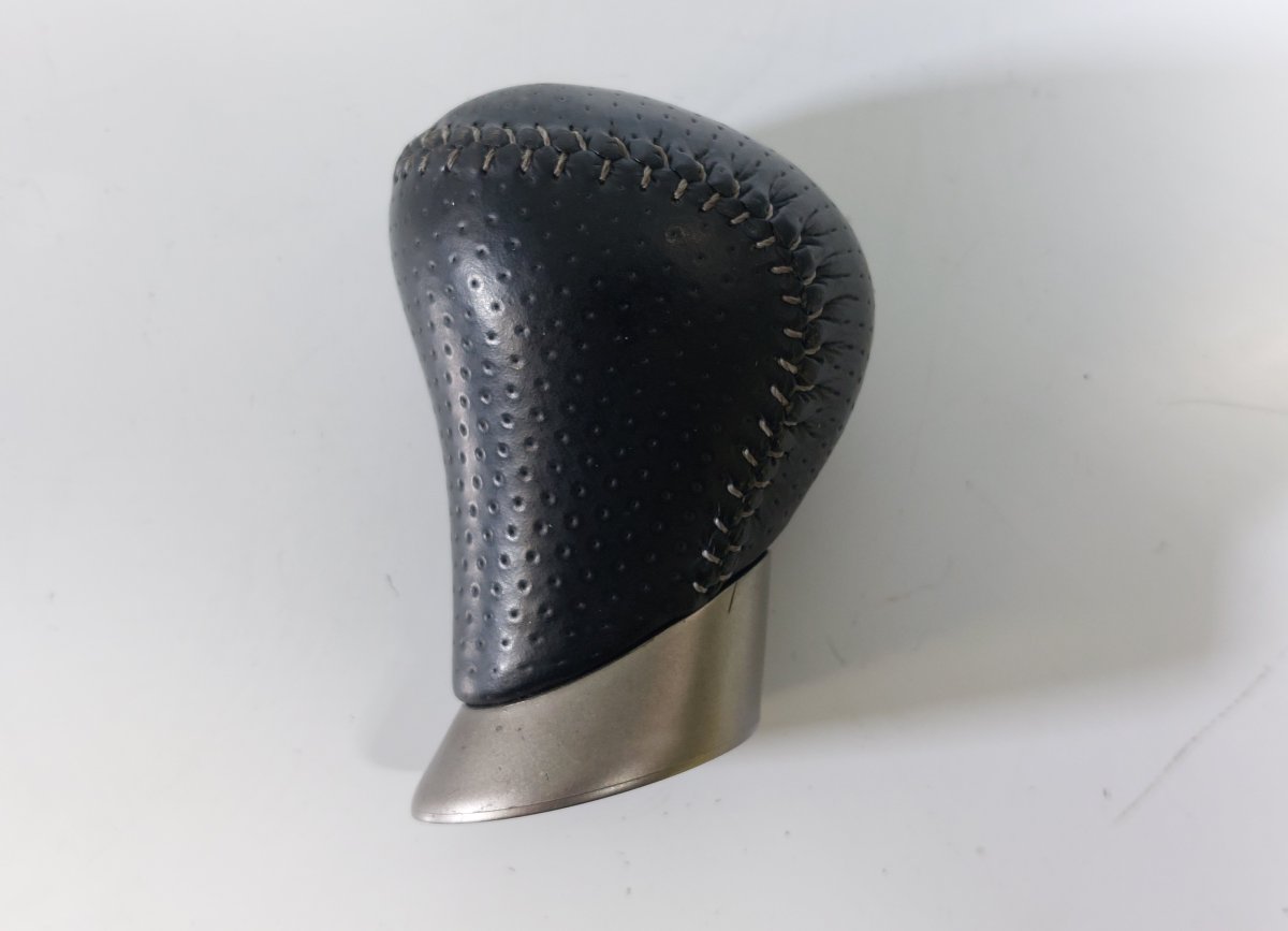 Lexus GS Gearstick (selector) knob / handle 3350430440C3 Gearstick (selector) knob / handle...