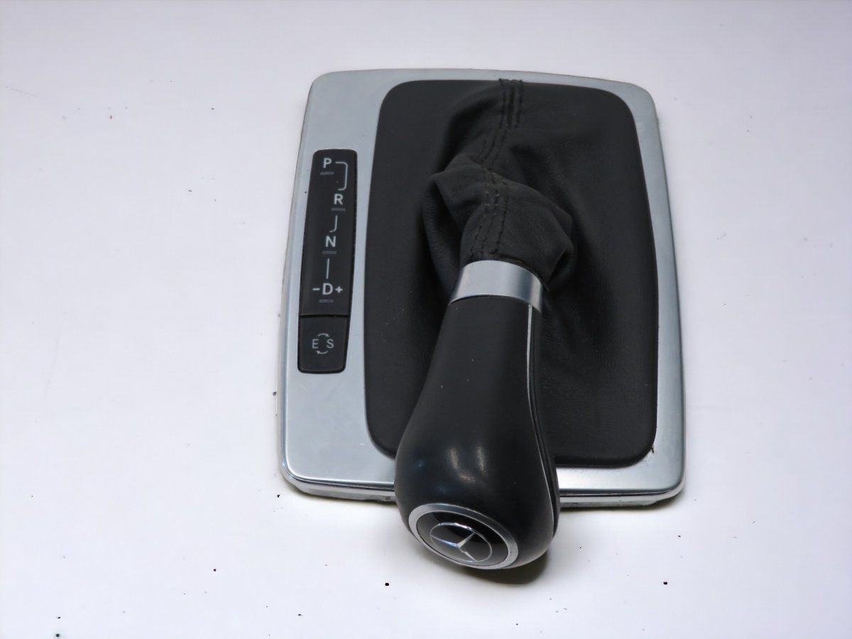 A2042674588 A20426745882A17 A20426775109E38 A2042677510 Gearstick (selector) knob / handle MERCEDES-BENZ C-CLASS (W204) (2007-2013)