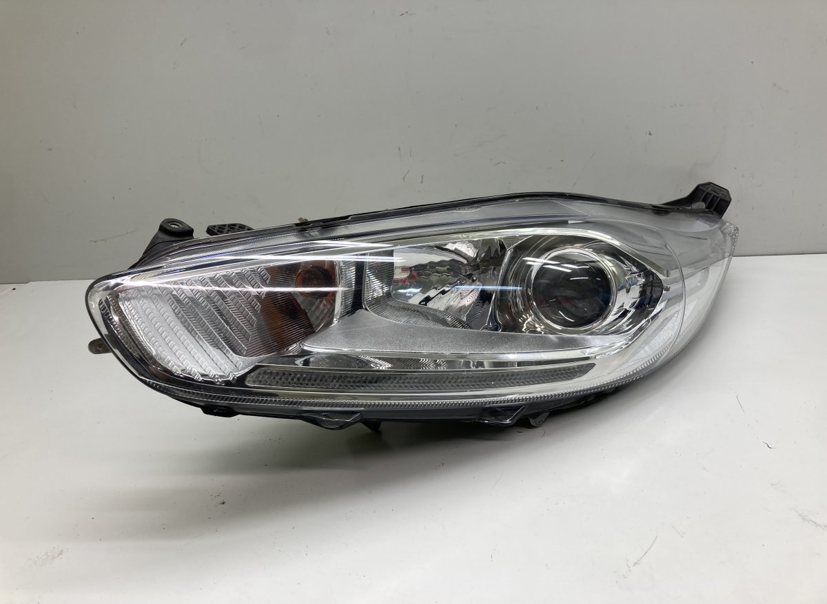 Ford Fiesta headlight left C1BB13W030CG Headlight left FORD FIESTA VII (20...
