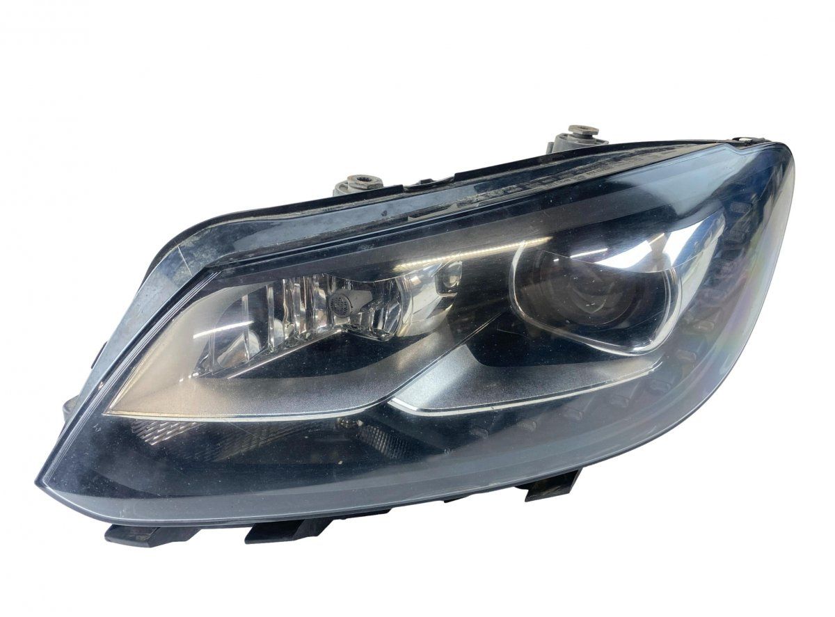 030126828107 Headlight left VW TOURAN (1T3) (2010-2015)