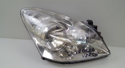 811300F060 Priekšējais lukturis labais TOYOTA COROLLA Verso II (AR10) (2004-2009)