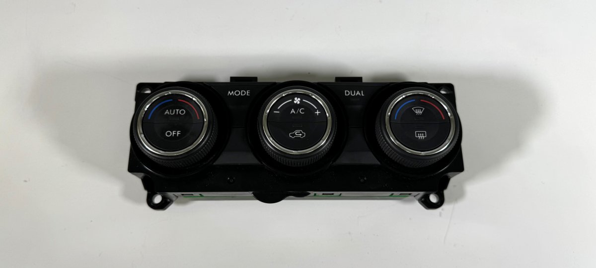 Subaru Forester Heater control panel