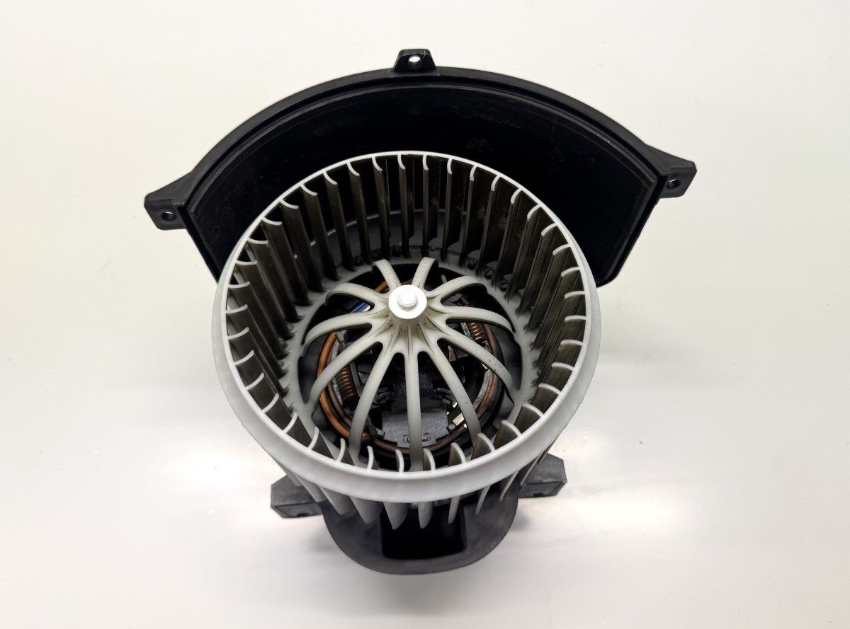 Porsche Cayenne Heater Fan