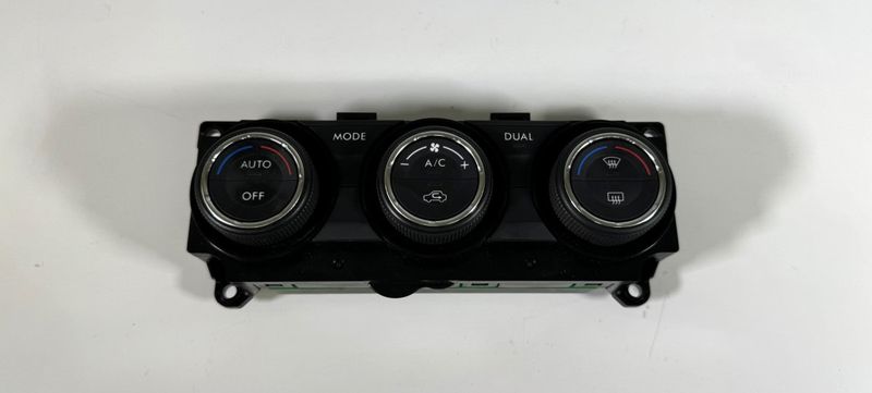 72311SG040 T1030514WD T1030514W Heater control panel SUBARU FORESTER (SJ) (2013-2018)