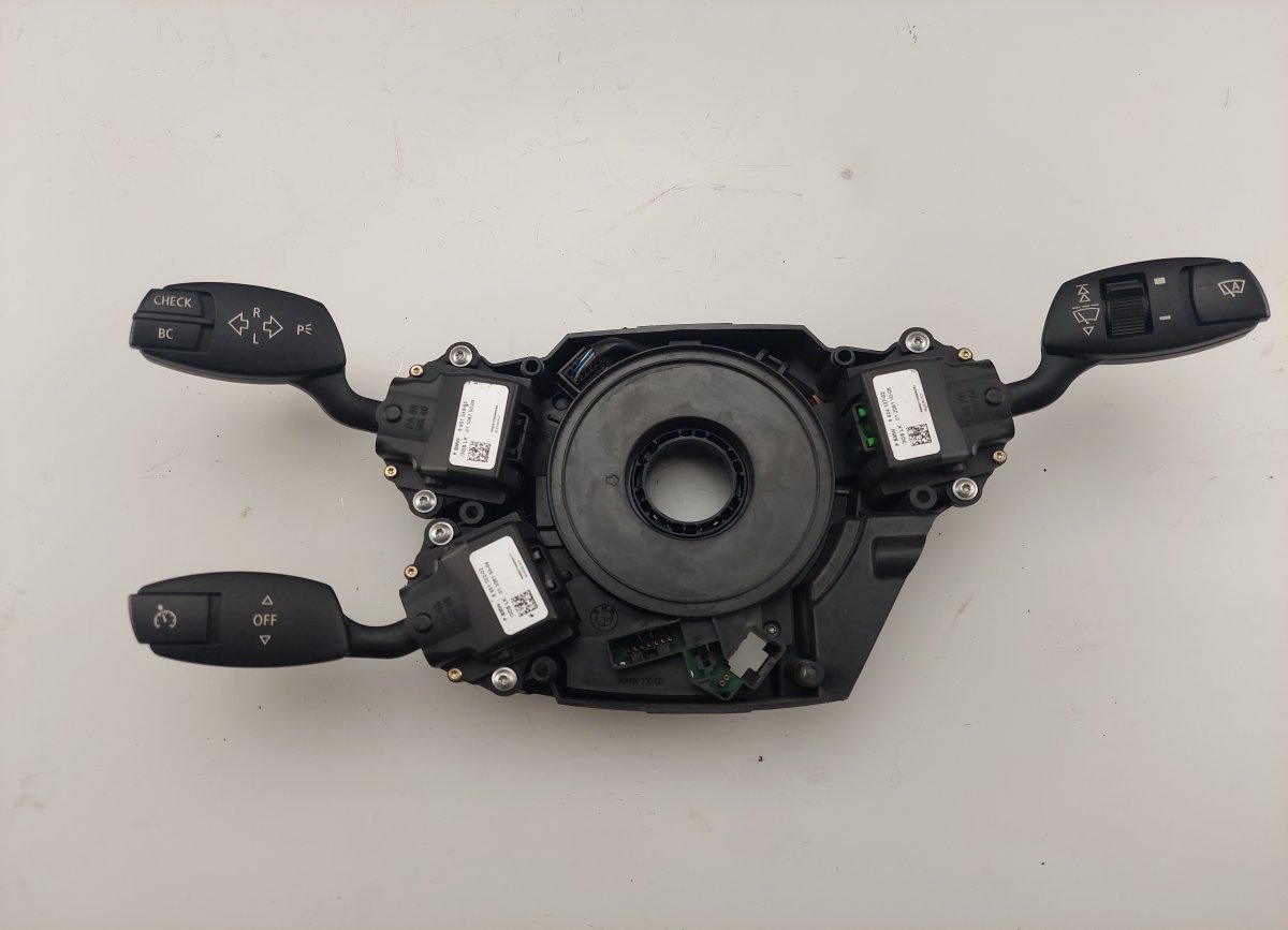 BMW 6 (E63 / E64) Indicator + wiper switch (stalk) 692410702 695134903 695135202 911516501 Indicat...