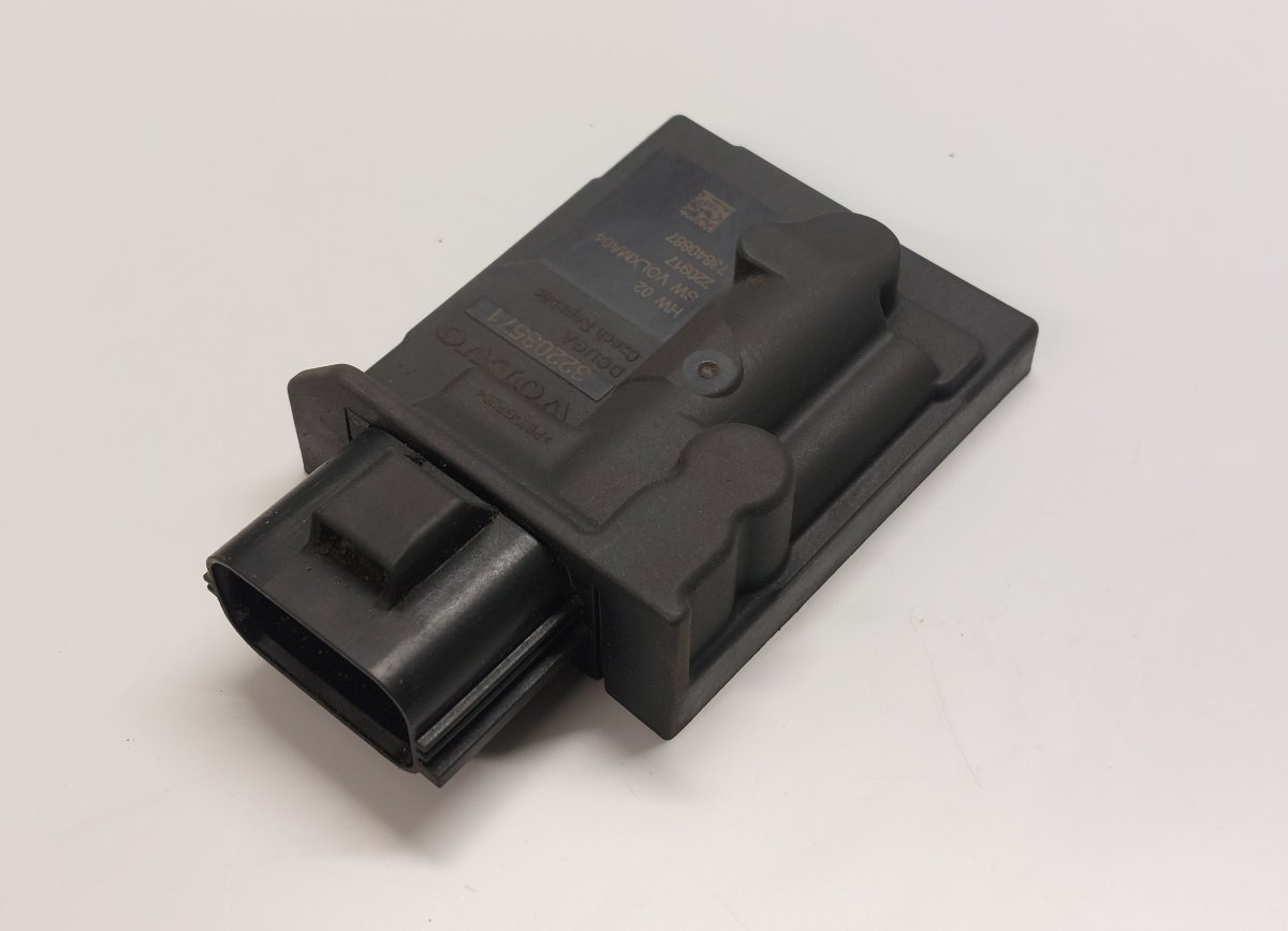 Volvo S90 Injection Pump Control Unit 32203571 Injection Pump Control Unit VOLVO S90 ...