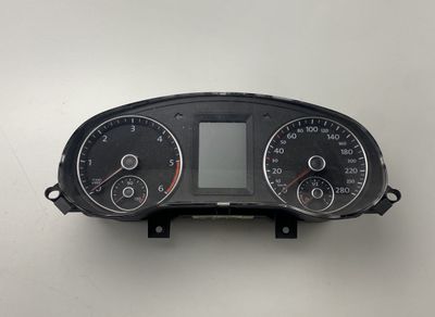 A2C53370918 A2C53219792 Tableau de bord VW JETTA IV (162) (2010-2018)