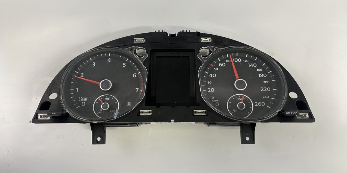 Volkswagen Passat (B7) näidikud 3AA920870C Instrument Cluster VW PASSAT B7 / AL...