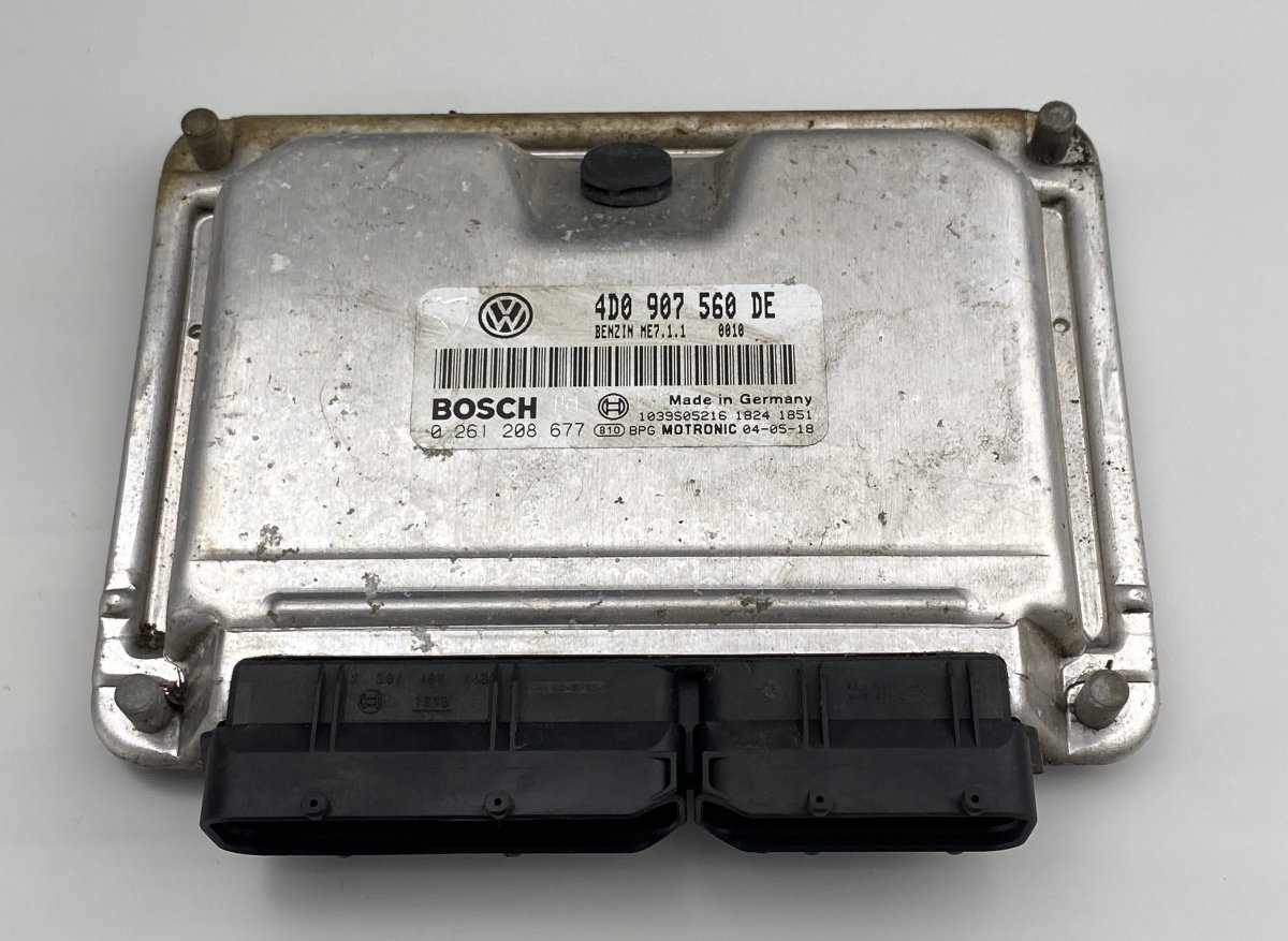 Volkswagen Phaeton Engine Control Unit / module (ECU) 4D0907560 0261208677 1039S05216 Engine Control ...