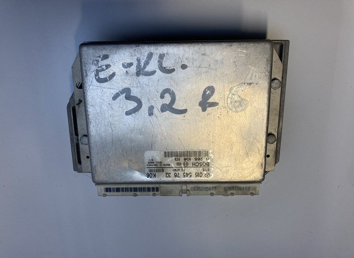 0175452632 412232001007 0265106113 CG35205677 0155457632 0265106113 Engine Control Unit / module (ECU) MERCEDES-BENZ E-CLASS (W210) (1995-2003)