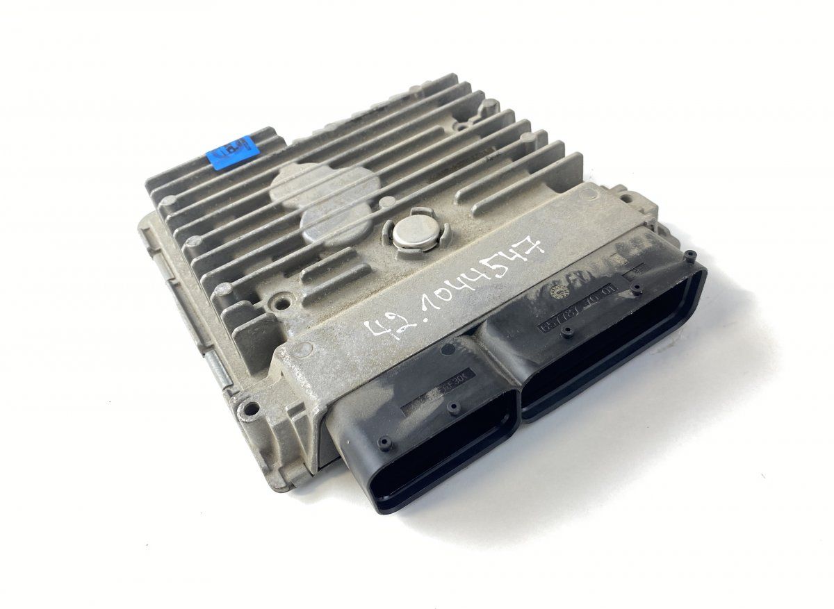 5WP42902AA 5WP42648AA 5WP42696AA Engine Control Unit / module (ECU) VW TOURAN (1T3) (2010-2015)