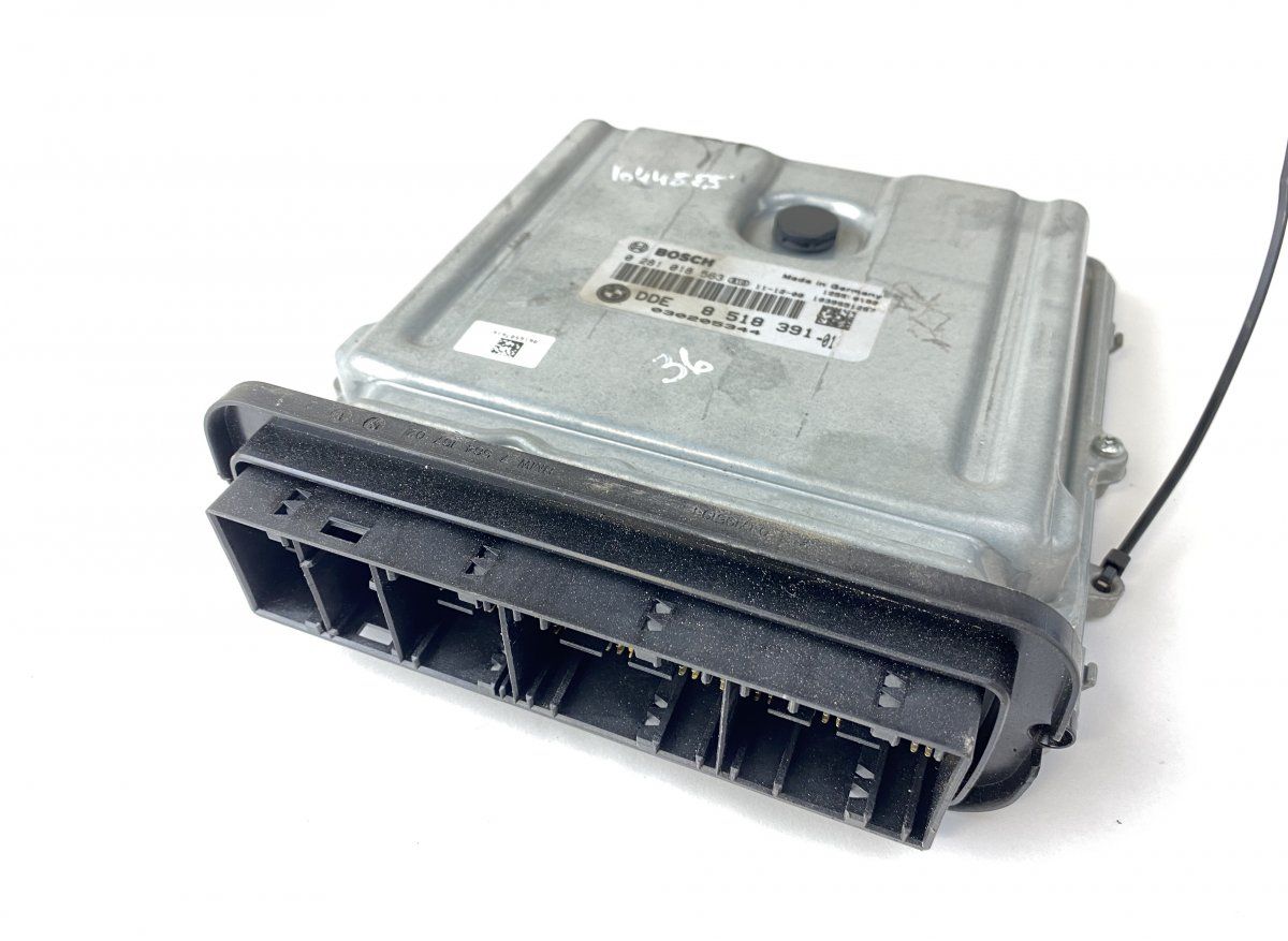 0281018563 Engine Control Unit / module (ECU) BMW 5 (F10, F11) (2010-2017)
