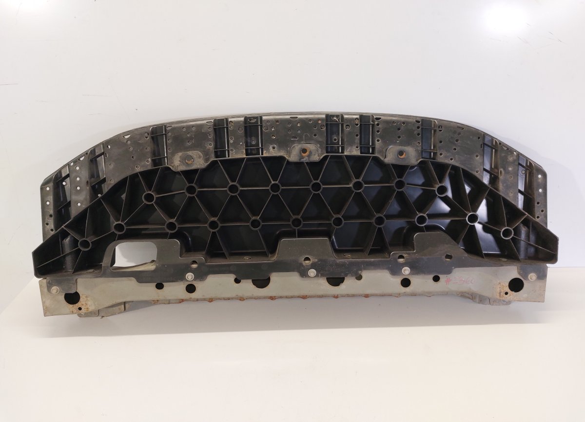 Nissan Leaf Engine splash shield frontal part 626633NC1A 626633NC0A Engine splash shield fron...