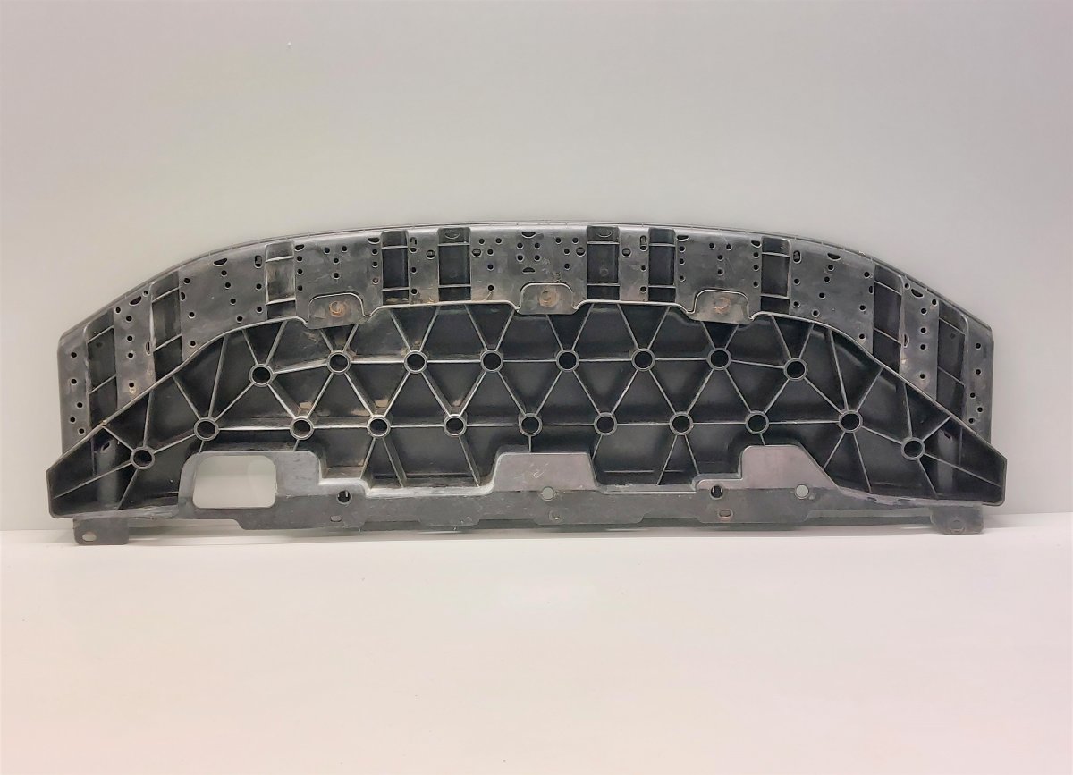 Nissan Leaf Engine splash shield frontal part 626633NC1A 626633NC0A Engine splash shield fron...