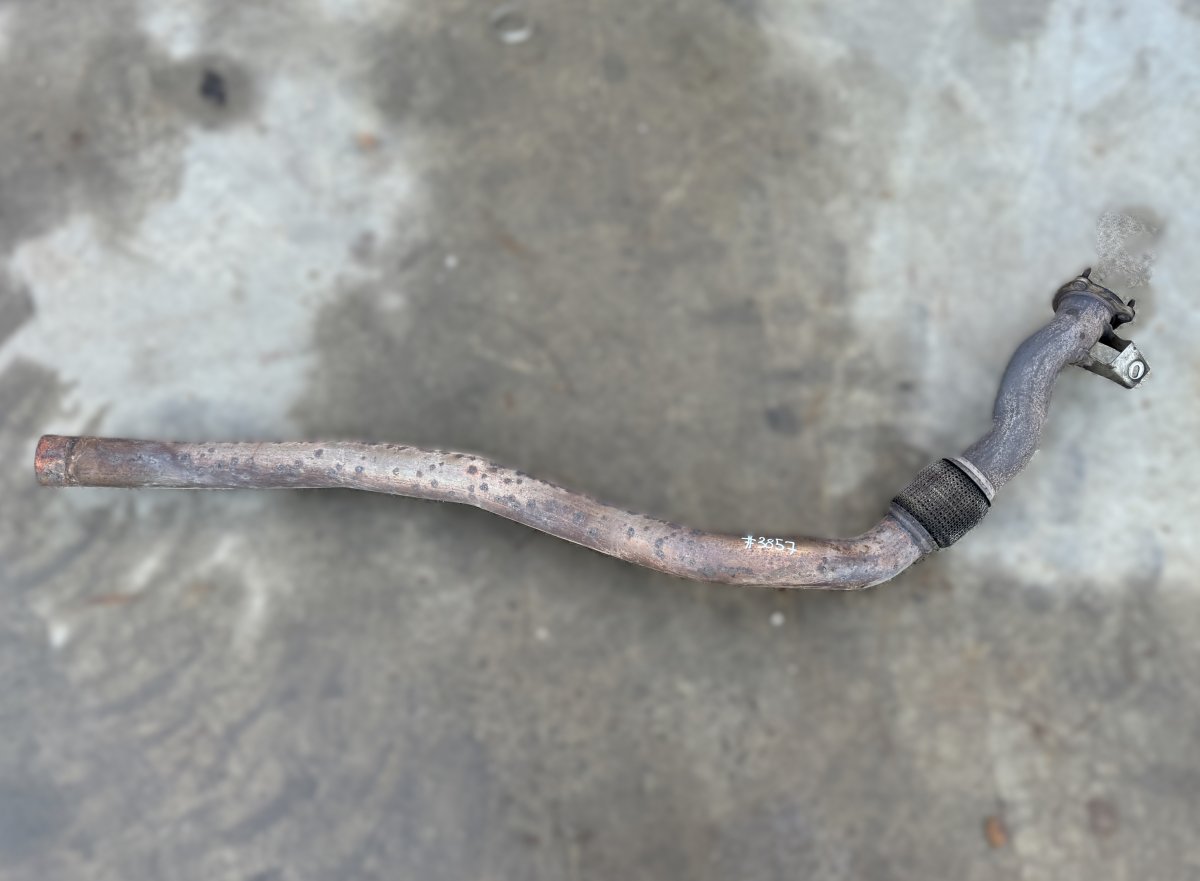 Audi A6 (C7) Exhaust front silencer (resonator) 4G0254350B Exhaust front silencer (resonator) A...