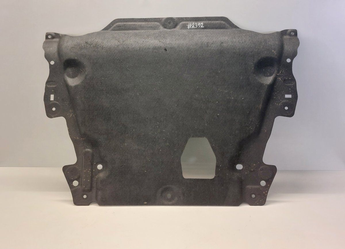 AG9N-6P013-BB AG9N6P013BB Engine splash shield VOLVO XC60 I (2008-2017)