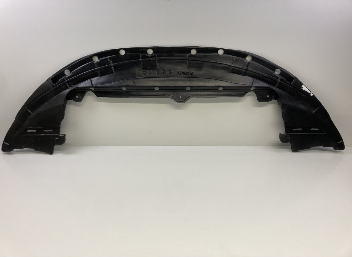 Volvo S60 Engine splash shield frontal part 9021881P Engine splash shield frontal part VOLV...