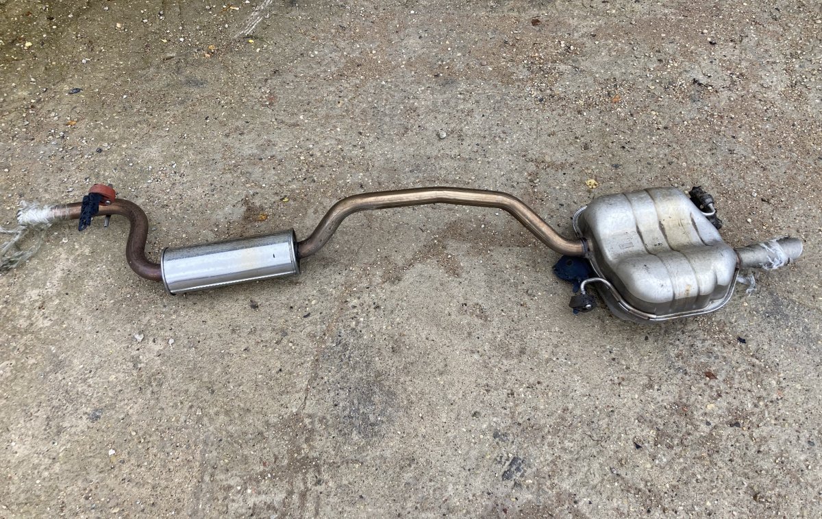 Volkswagen Passat (B7) Exhaust rear silencer (muffler) 3AA120B 3AA253611D 3C0119A 3C0253411 Exhaust re...